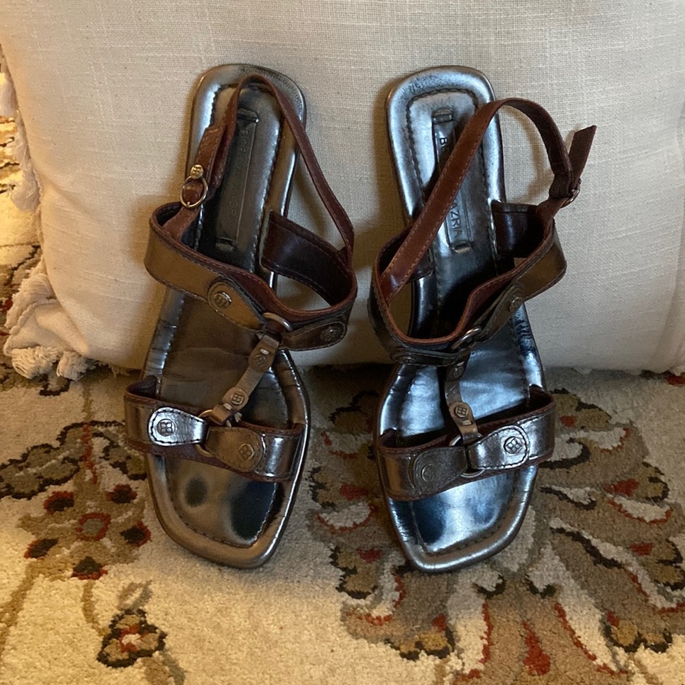 BCBG MaxAzria Silver and brown gladiators sandals